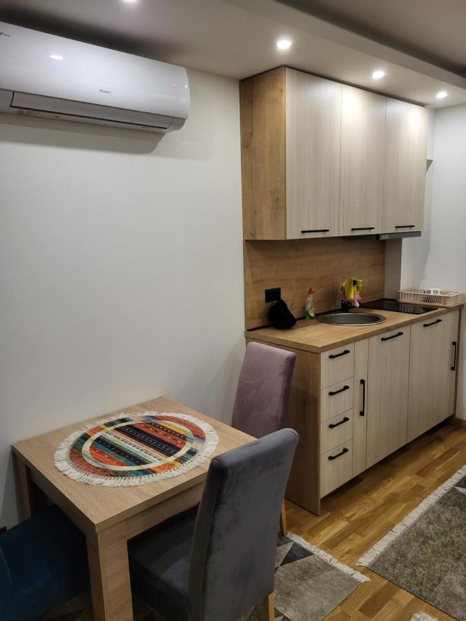Lux Apartmani Bajova Цетине Екстериор снимка